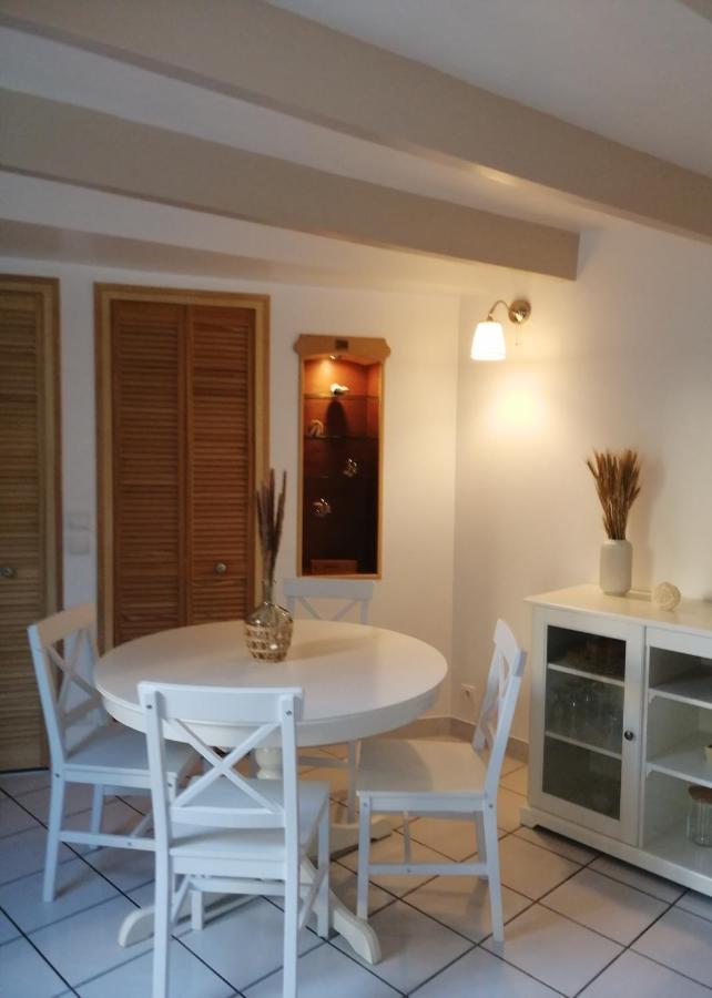 Aux Vieilles Murailles • Charmante Maison & Cour Μορλαί Εξωτερικό φωτογραφία